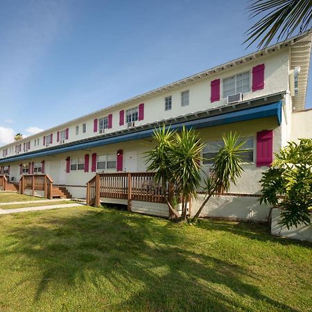 Captain'S Table Hotel By Everglades Adventures Екстер'єр фото
